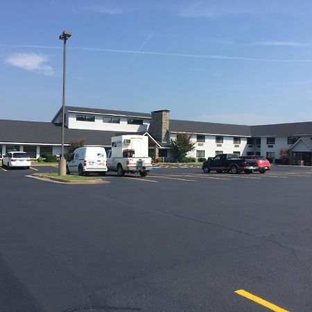 Regency Inn And Suites Stilwell Εξωτερικό φωτογραφία