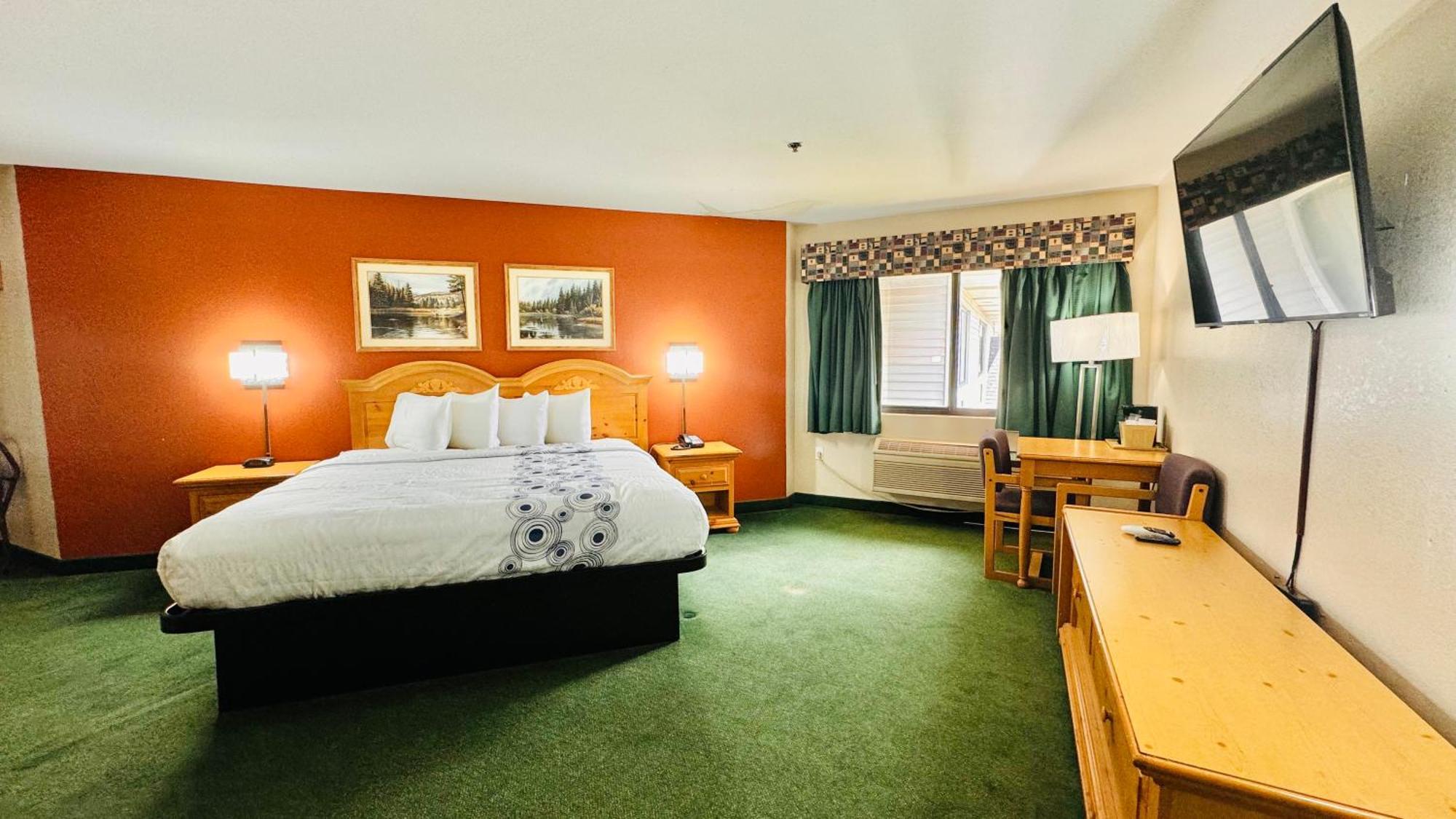 Regency Inn And Suites Stilwell Εξωτερικό φωτογραφία