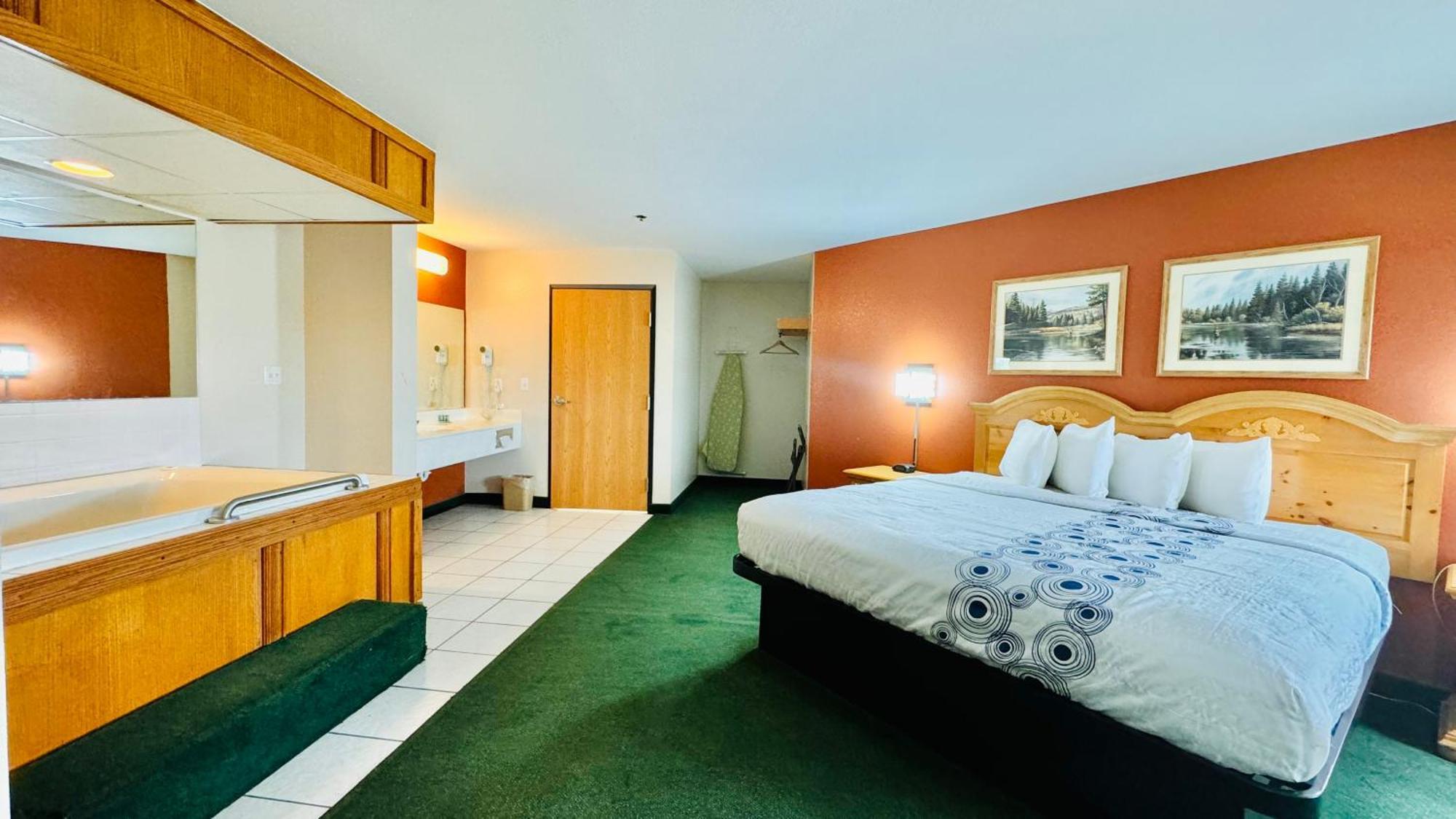 Regency Inn And Suites Stilwell Εξωτερικό φωτογραφία