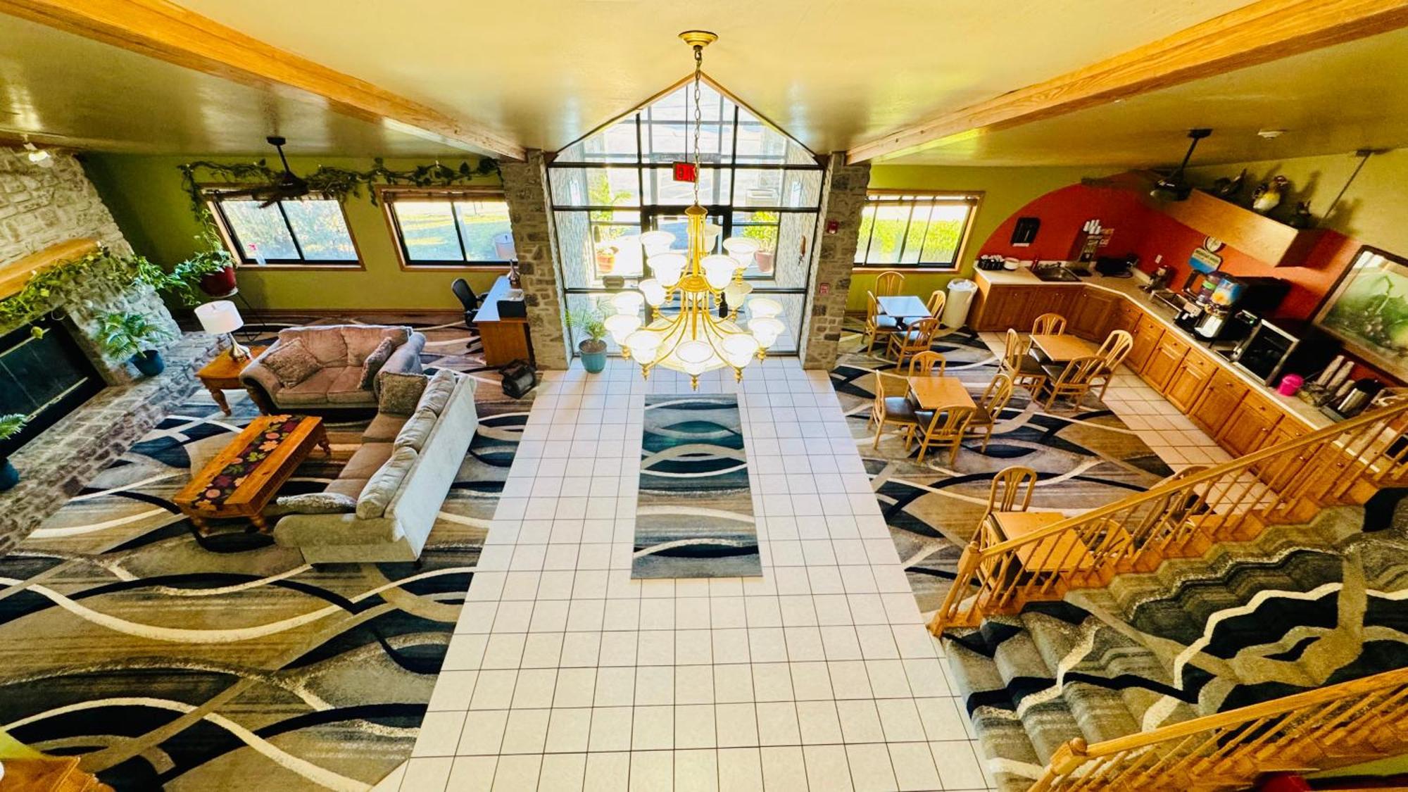 Regency Inn And Suites Stilwell Εξωτερικό φωτογραφία