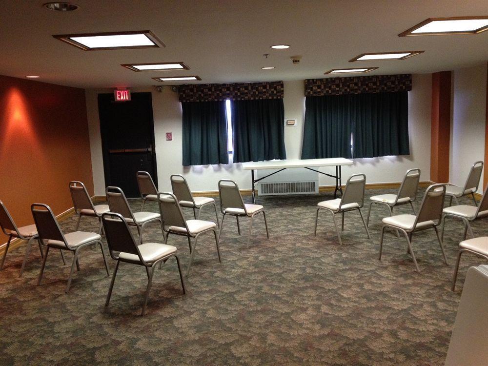 Regency Inn And Suites Stilwell Εξωτερικό φωτογραφία