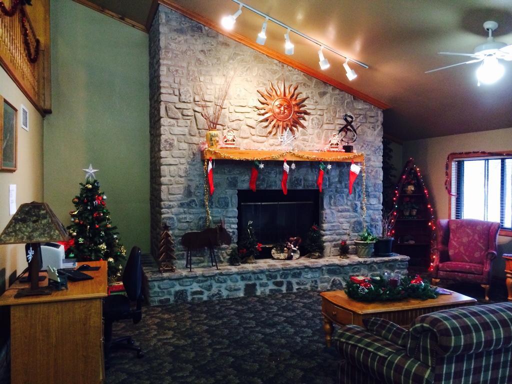 Regency Inn And Suites Stilwell Εξωτερικό φωτογραφία
