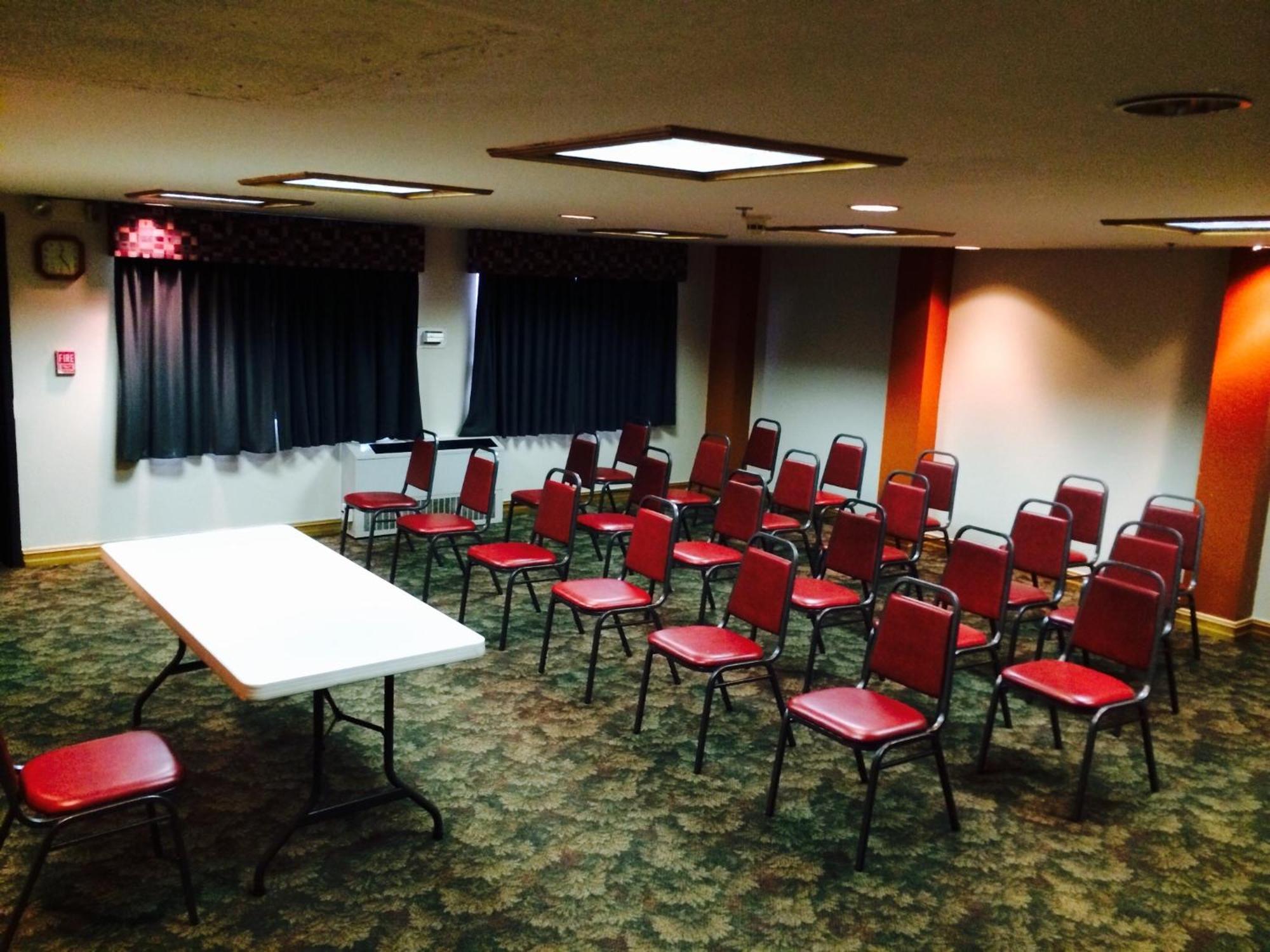 Regency Inn And Suites Stilwell Εξωτερικό φωτογραφία